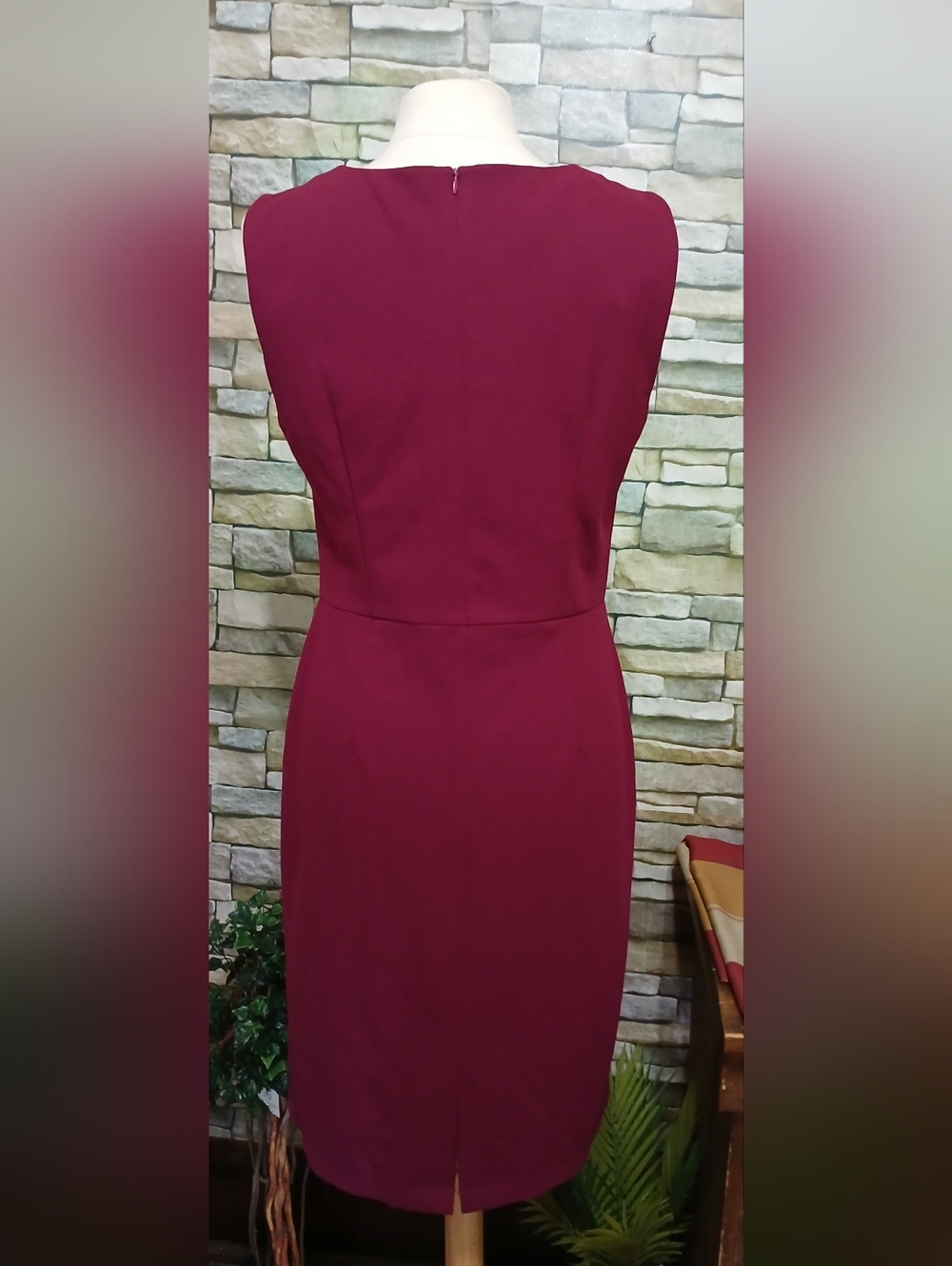 New Alyx Sheath Dress Midi Cranberry Formal Size 12 - Picture 2 of 5